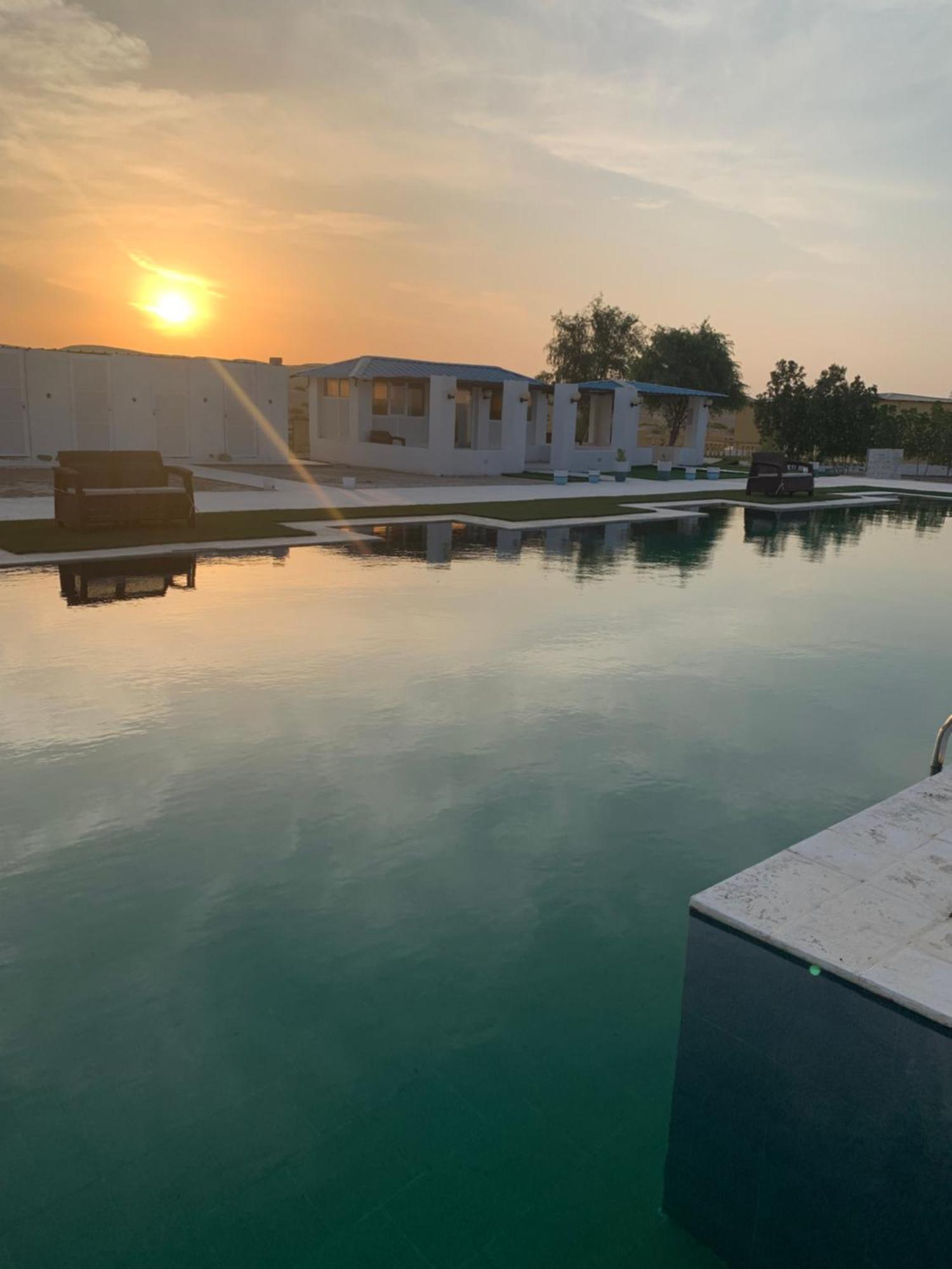 Golden Palm Oasis Hotel Fulayj al Masha'ikh Exterior photo